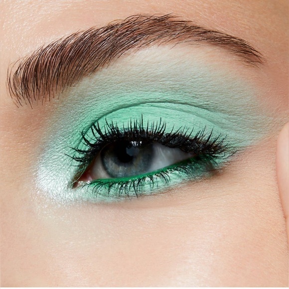 MAC Eyeshadow-Mint Condition - Picture 8 of 8